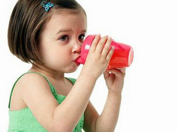 三岁小孩喝天然水的好处有哪些