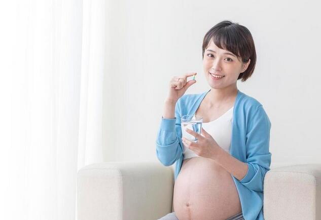 缓解孕吐的8个小技巧，孕妈们记得收藏！
