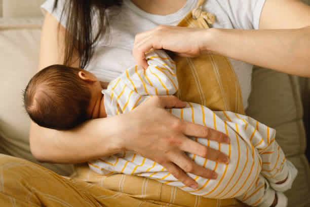 子宫肌瘤是女性常见的良性肿瘤，其发生可能与激素水平、遗传因素、生活方式等多种因素有关。对于患有子宫肌瘤的女性来说，生育问题常常成为关注的焦点。第三代试管婴儿技术，即胚胎植入前遗传学诊断（PGD），为这部分女性带来了新的希望。那么，子宫肌瘤可以去做第三代试管婴儿吗？