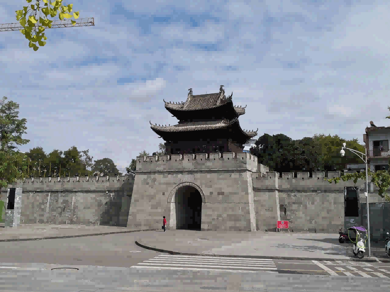 阆中