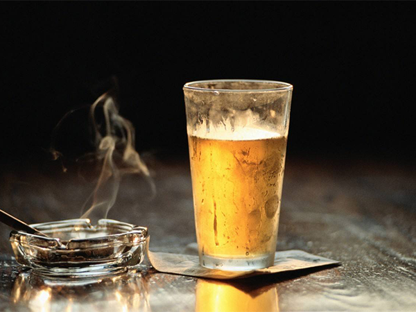 提高试管成功率需要告别烟酒
